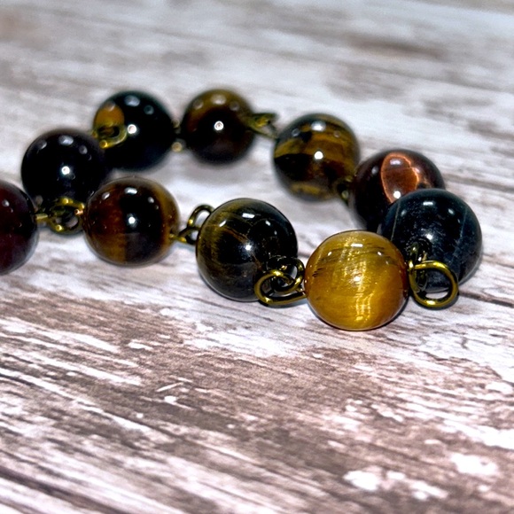 Handmade Crescent Moon & Paw Print Heart Necklace with Natural Tiger Eye Stones! - Picture 5 of 10